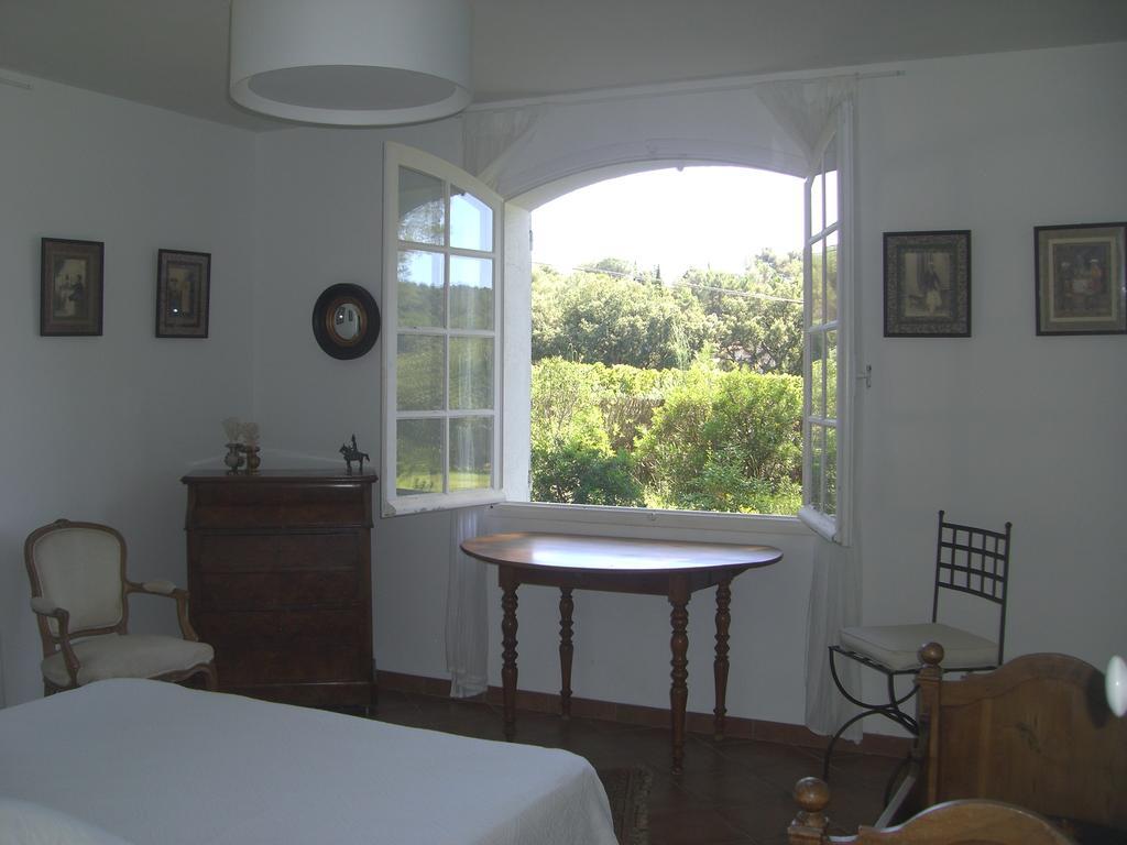 Le Mas De Notre-Dame Bed and Breakfast La Londe-les-Maures Δωμάτιο φωτογραφία